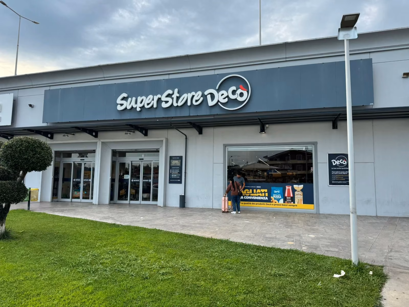 SuperStore Decò al Parco Commerciale Ventoforte