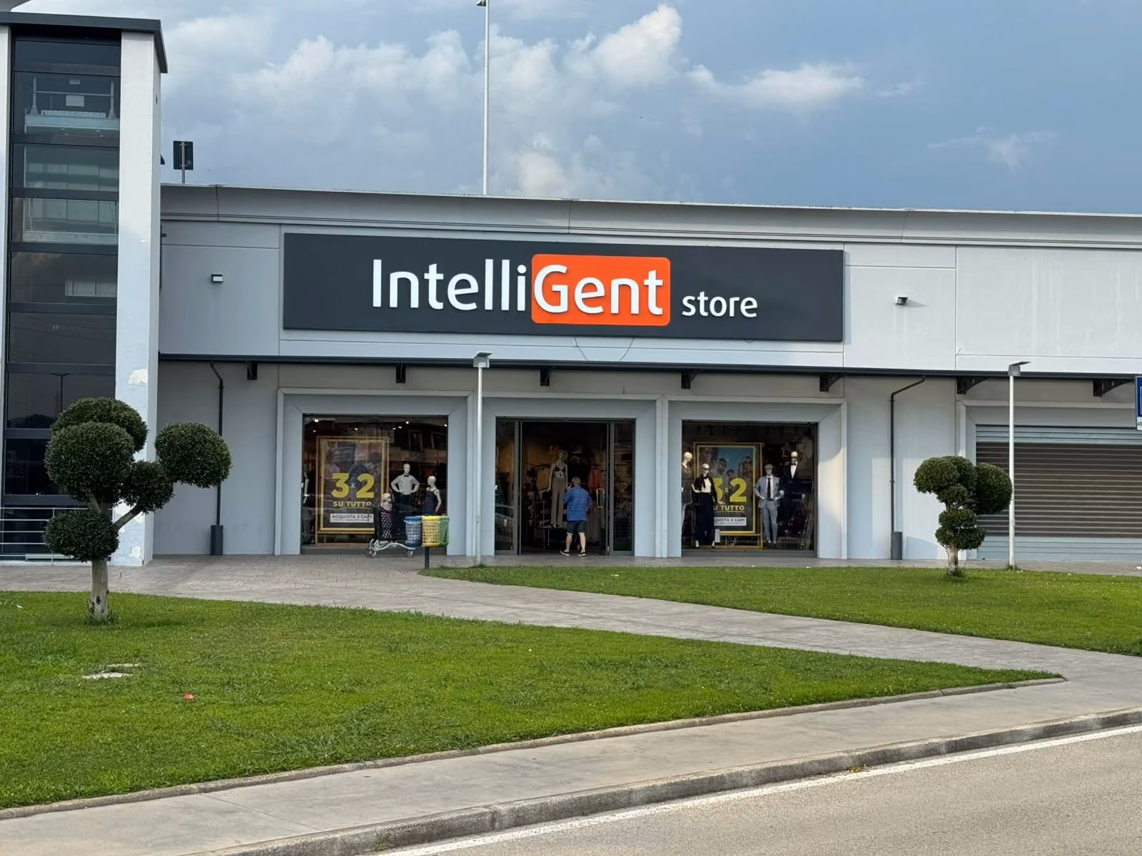Negozio IntelliGent Store al Parco Commerciale Ventoforte